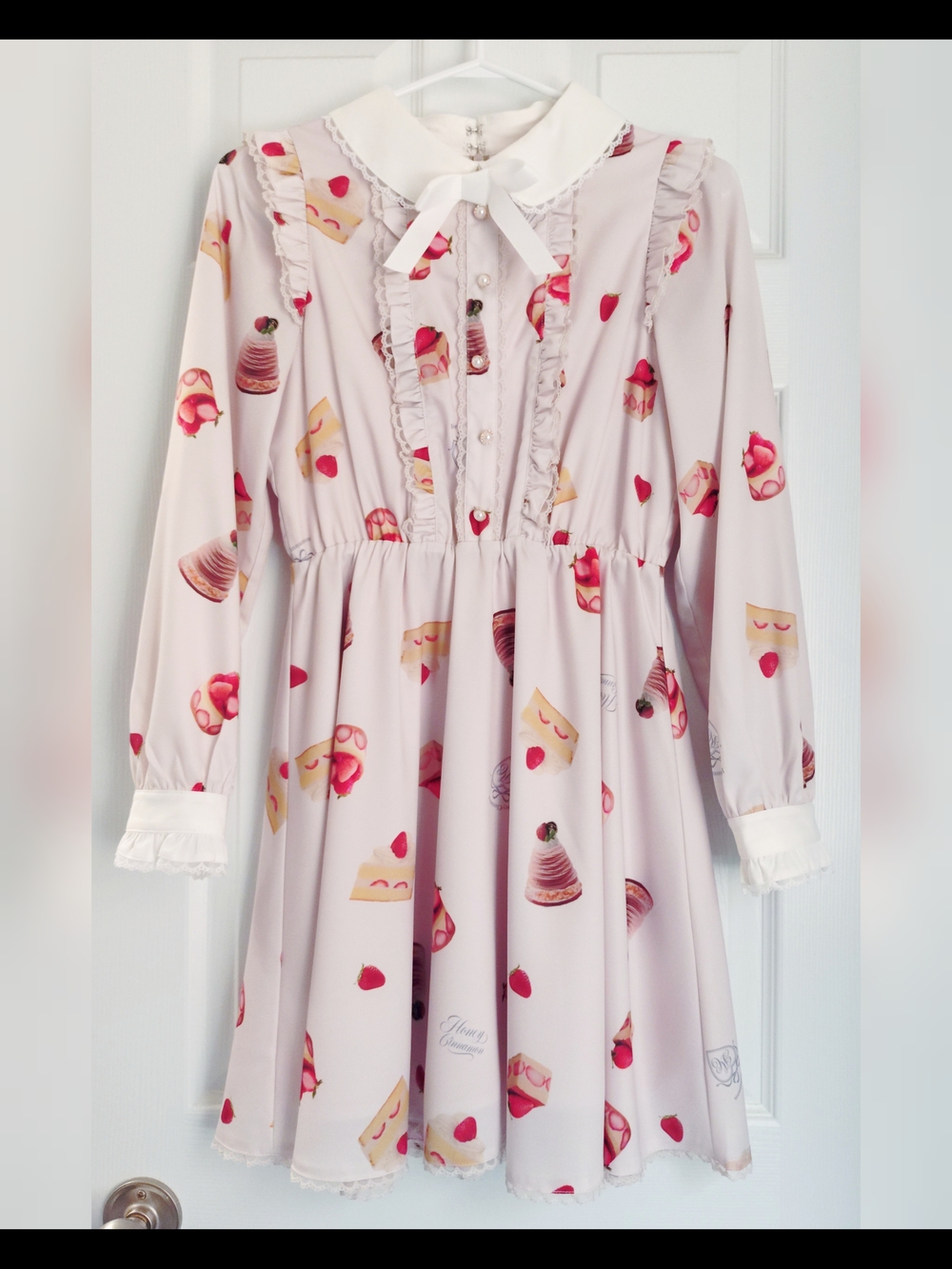 Honey Cinnamon - Strawberry Dessert Print Long Sleeve Dress